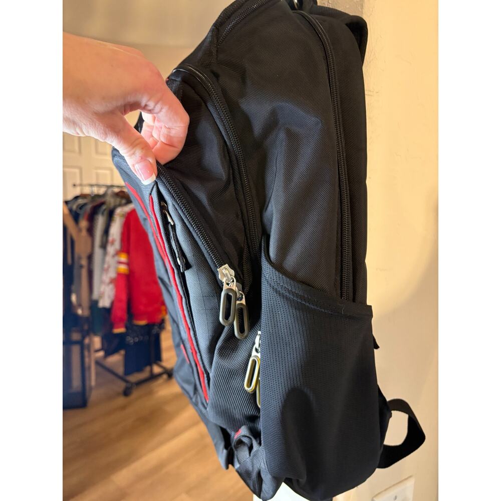 Case Logic Evolution Plus backpack black 15.6" La… - image 4